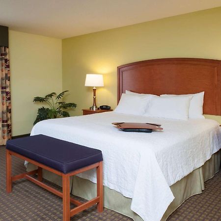 Hampton Inn Macomb Exteriör bild