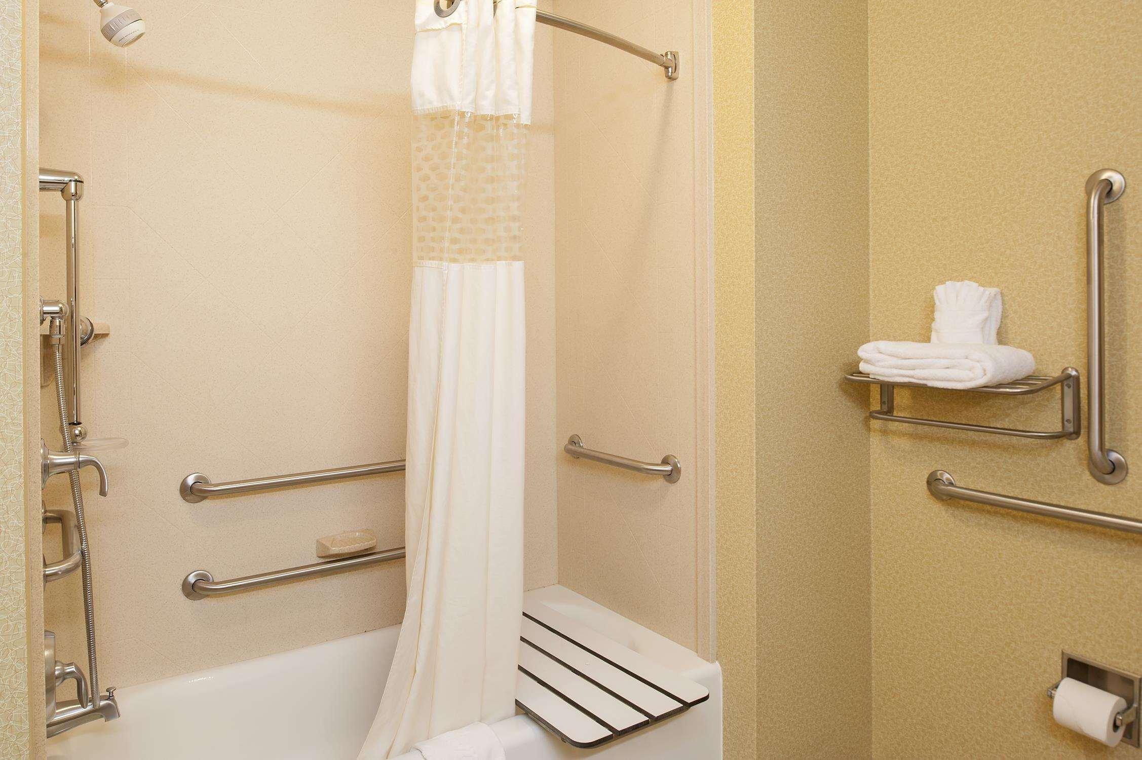 Hampton Inn Macomb Exteriör bild