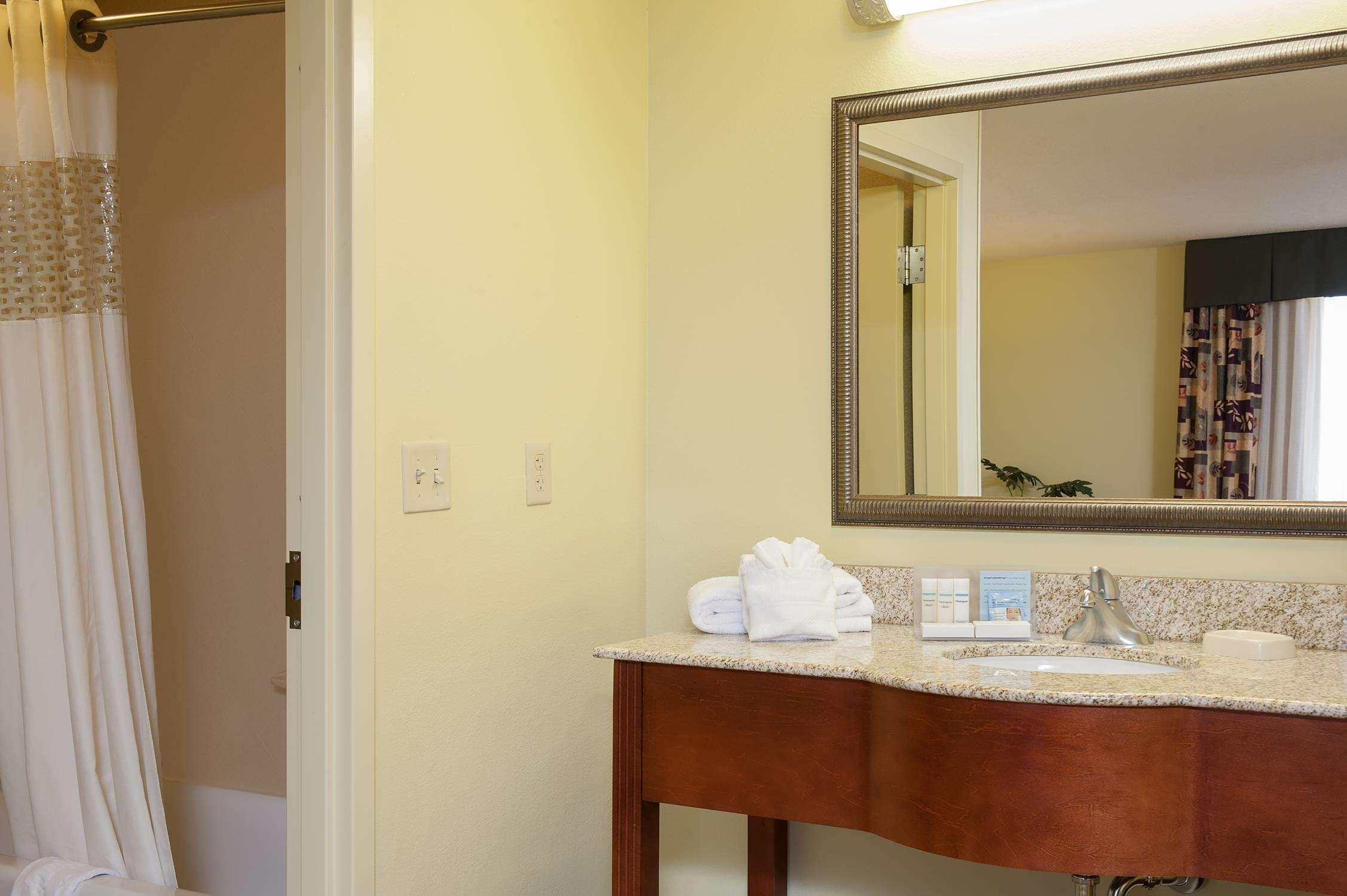 Hampton Inn Macomb Exteriör bild