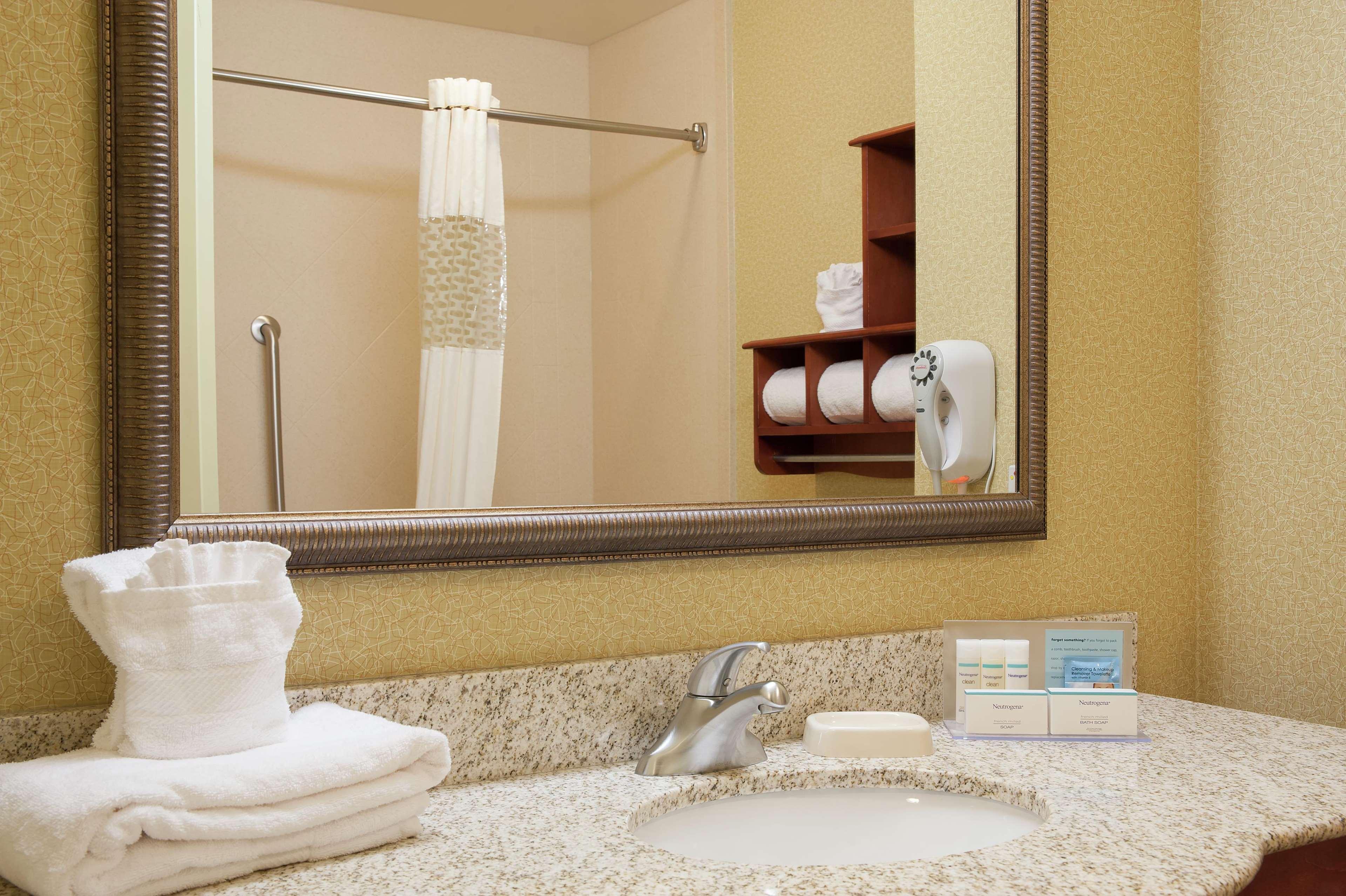 Hampton Inn Macomb Exteriör bild