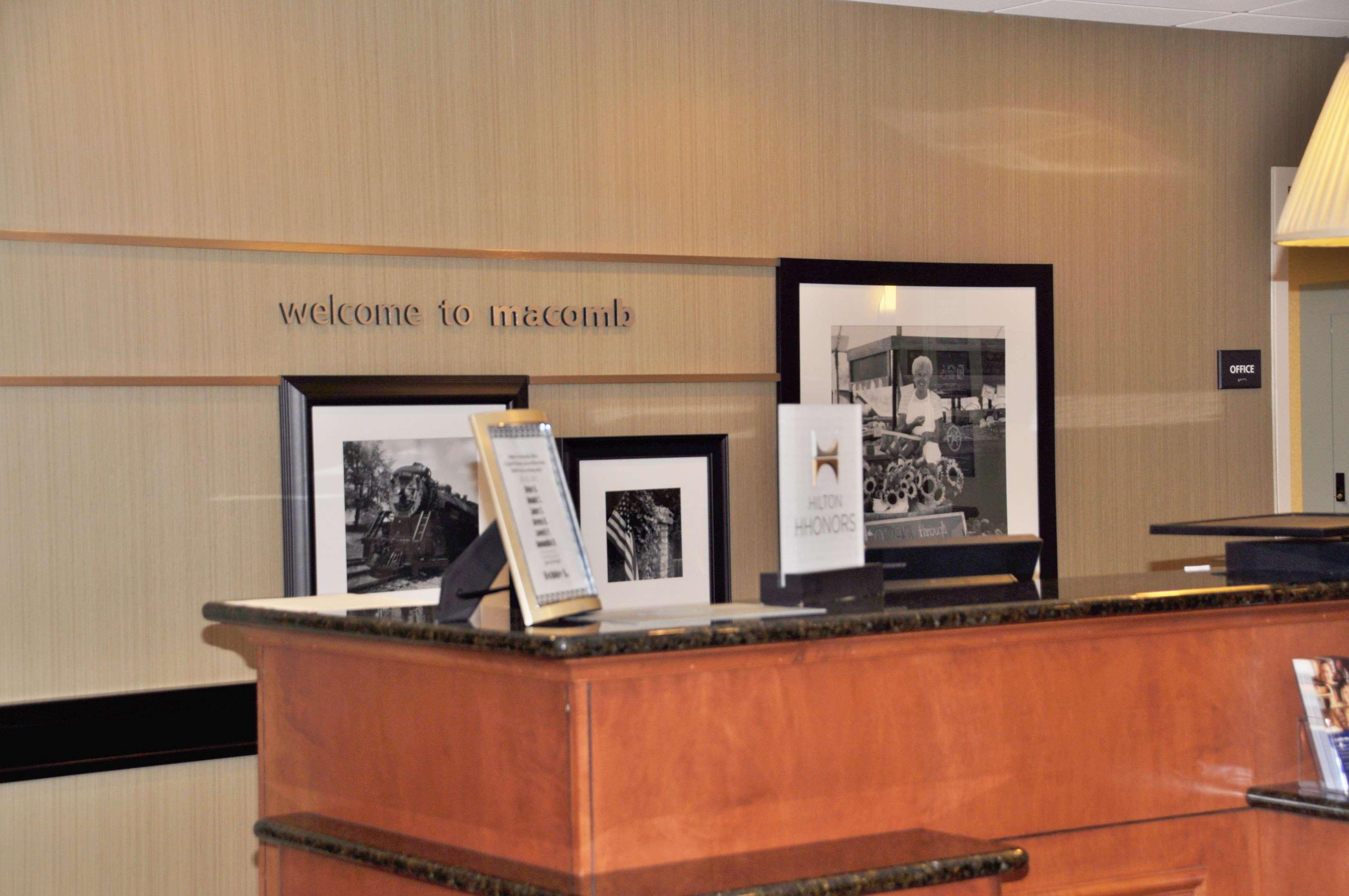 Hampton Inn Macomb Exteriör bild