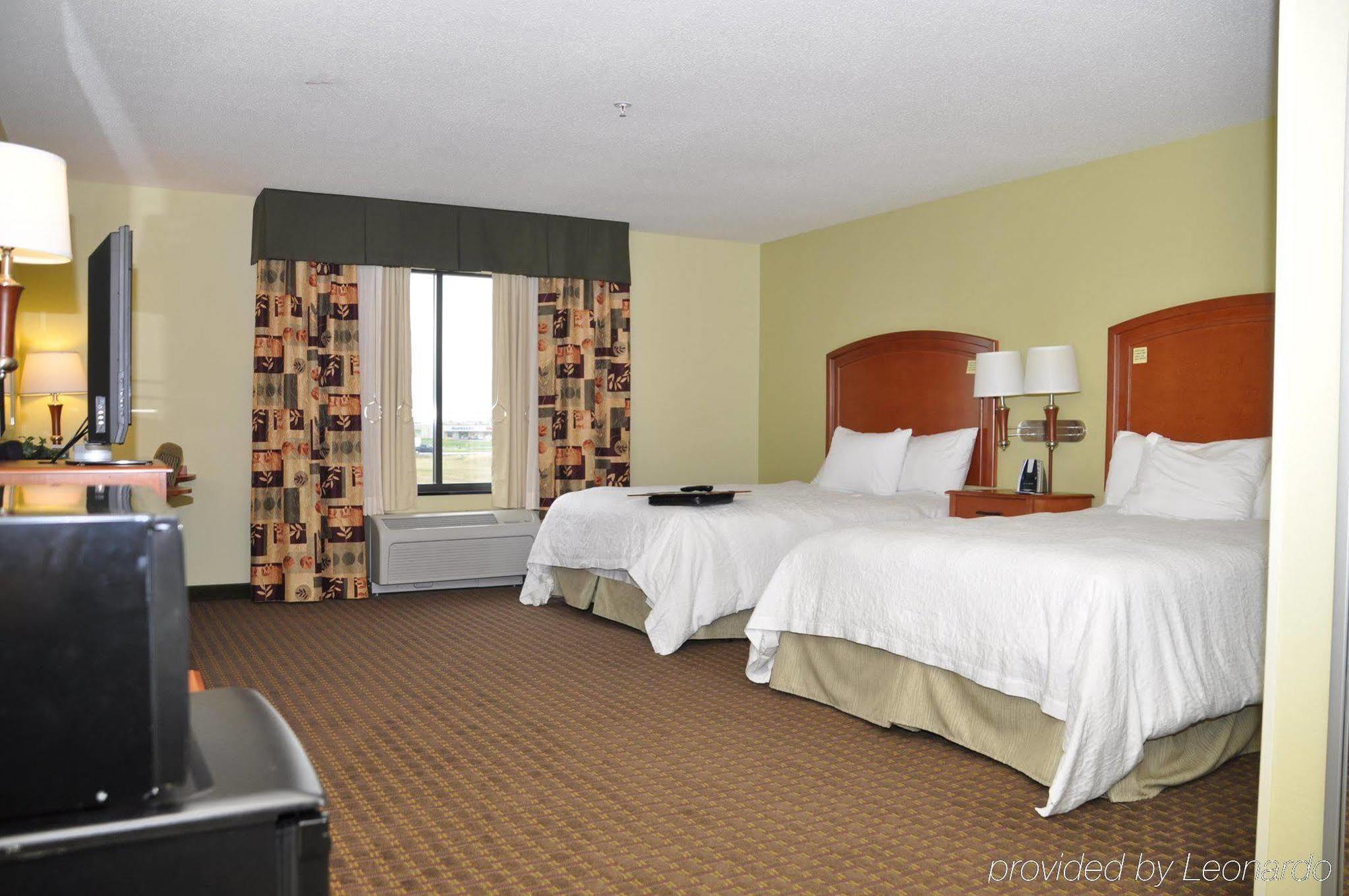 Hampton Inn Macomb Exteriör bild